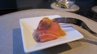 http://www.comfortablelife.asia/images/2011/06/ARMANI-Ristorante-GINZA_38-330x185.jpg