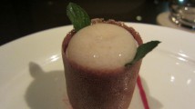 http://www.comfortablelife.asia/images/2011/06/ARMANI-Ristorante-GINZA_85-214x120.jpg