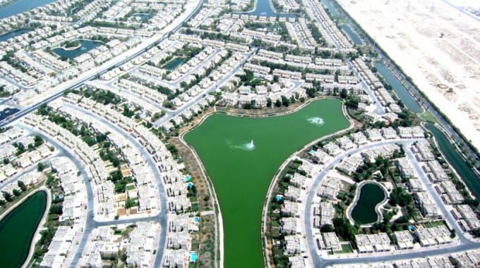 http://www.comfortablelife.asia/images/2011/09/05-Heli-Dubai_056-680x381.jpg