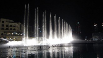 http://www.comfortablelife.asia/images/2011/09/16-Fountain-Show_011-330x185.jpg
