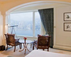 http://www.comfortablelife.asia/images/2011/10/Grand-DX-Harbour-View-Corner-Suite_102-230x185.jpg