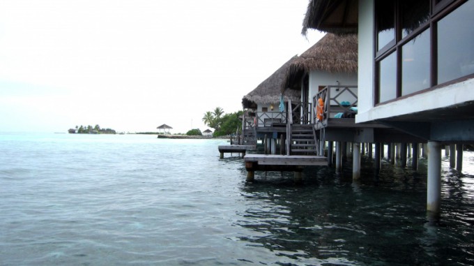 http://www.comfortablelife.asia/images/2012/02/KudaHuraa.Day2_018-680x381.jpg