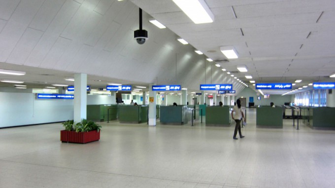 http://www.comfortablelife.asia/images/2012/02/Male-International-Airport.2011_020-680x381.jpg