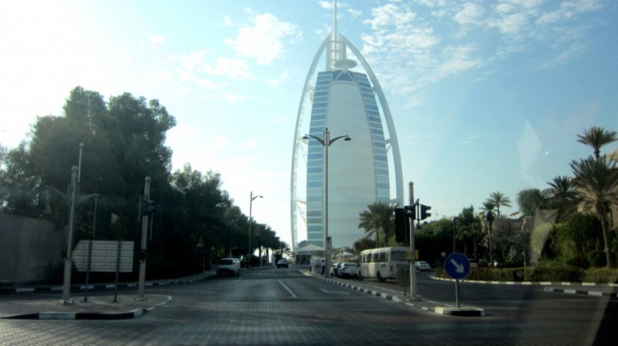 http://www.comfortablelife.asia/images/2012/04/BurjAlArab.WildWadi.2011_025-680x381.jpg