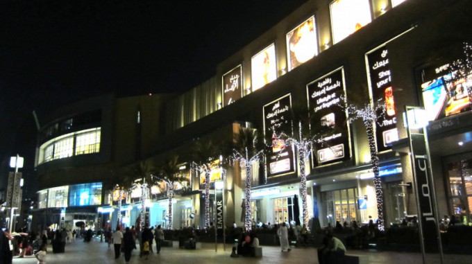 http://www.comfortablelife.asia/images/2012/05/Raffles-Dubai.2011.B_71-680x381.jpg