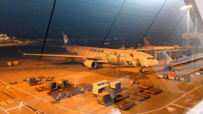 http://www.comfortablelife.asia/images/2012/06/Singapore-AirLine_First2012_07-680x382.jpg