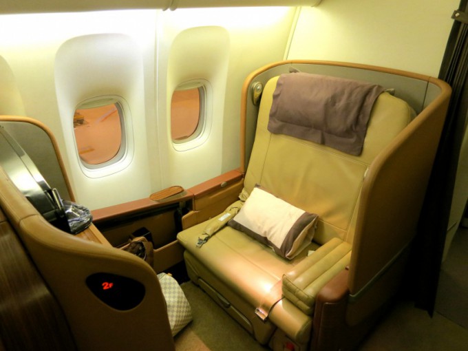 http://www.comfortablelife.asia/images/2012/06/Singapore-AirLine_First2012_16-680x510.jpg