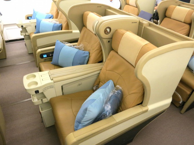 http://www.comfortablelife.asia/images/2012/10/Singapore-AirLine.2012_03-680x510.jpg