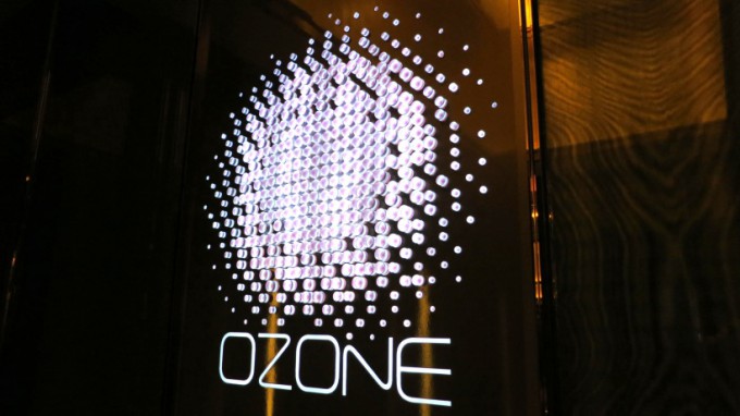 http://www.comfortablelife.asia/images/2013/01/Ritz-Ozone-2012_01-680x382.jpg