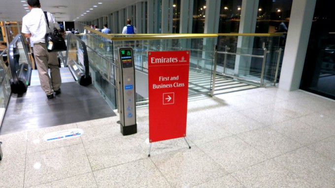 http://www.comfortablelife.asia/images/2013/04/Emirates_PrivateSuite_07-680x382.jpg