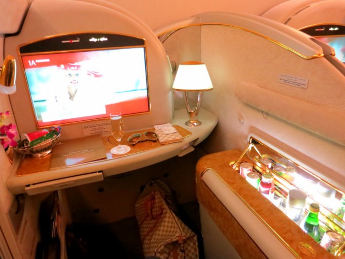 http://www.comfortablelife.asia/images/2013/04/Emirates_PrivateSuite_11-680x510.jpg