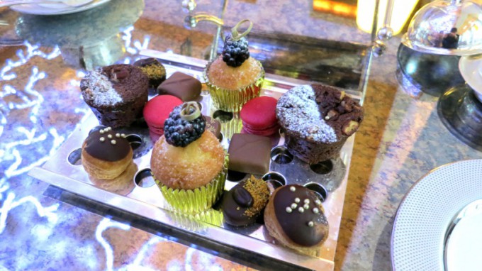 http://www.comfortablelife.asia/images/2013/11/DIFC.Afternoon-Tea.2012_06-680x382.jpg