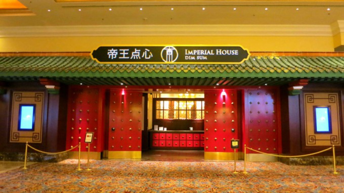 http://www.comfortablelife.asia/images/2014/01/The-Venetian-Macao.2013_08-680x382.jpg
