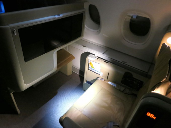 SQ A380_Business Class_04