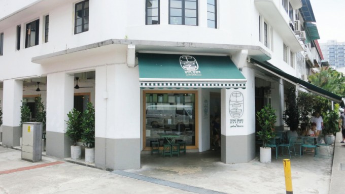 Tiong Bahru Barkery_01