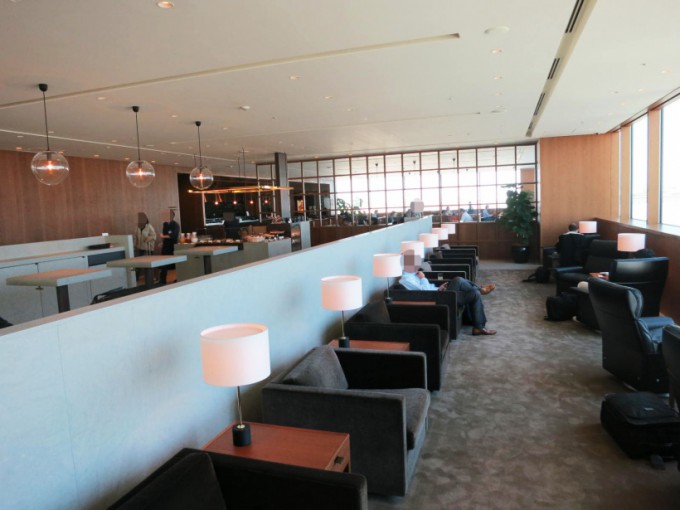 CX-Business class Lounge_103