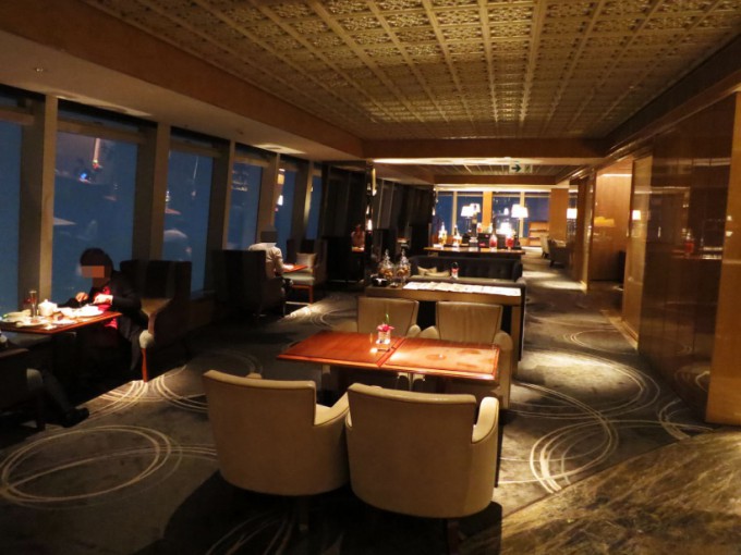 The Ritz Carlton Lounge_015