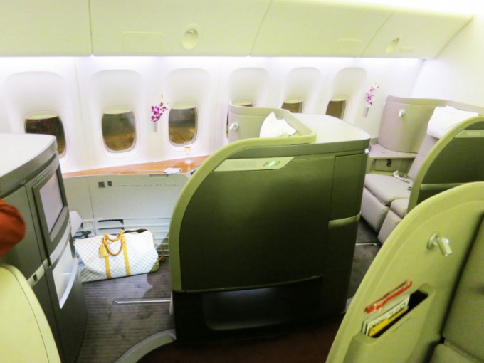 http://www.comfortablelife.asia/images/2015/08/B777-300ER-to-Taipei_015-680x510.jpg